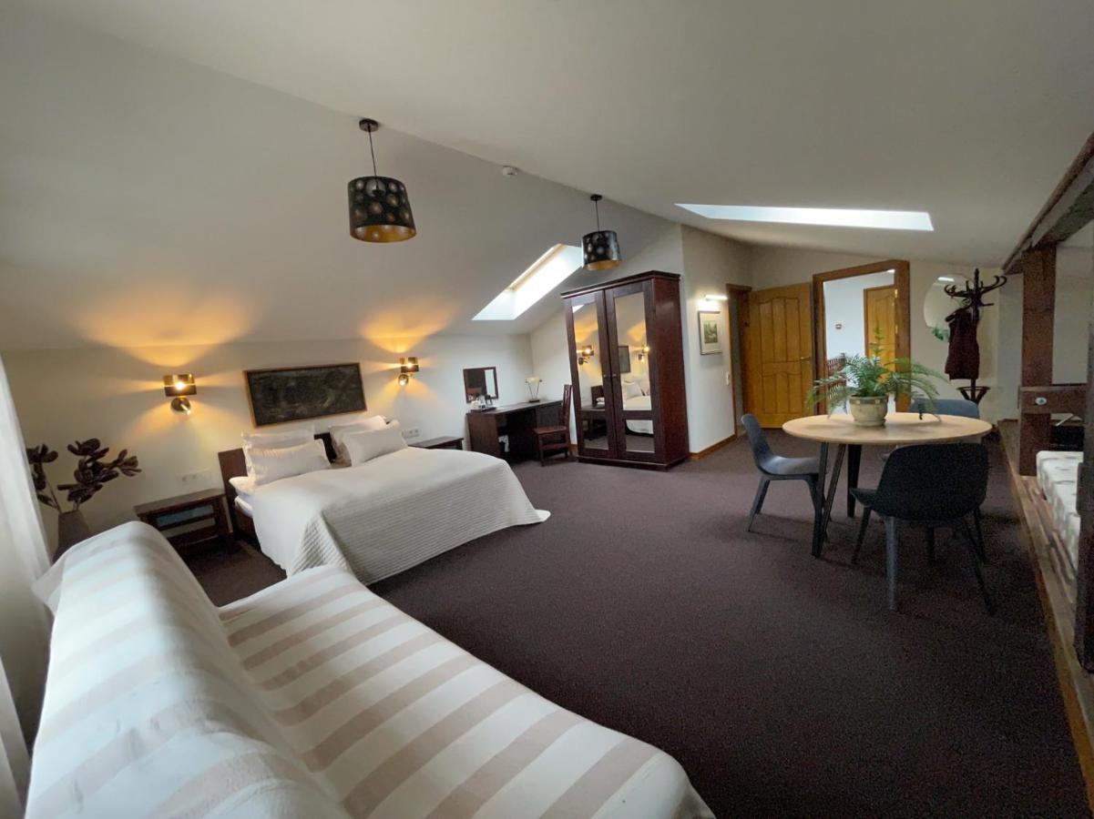 Hotel Vilhelmine Liepāja Dış mekan fotoğraf