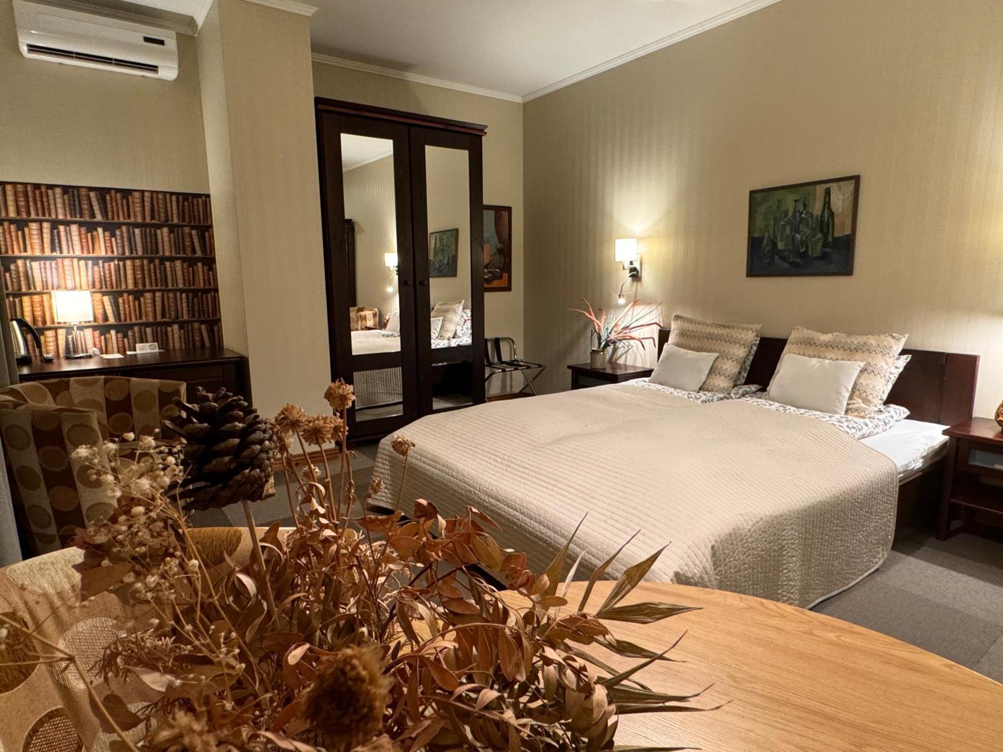 Hotel Vilhelmine Liepāja Dış mekan fotoğraf